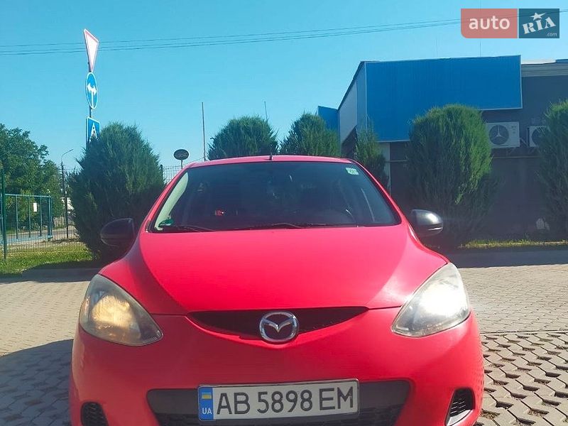 Седан Mazda 2 2009 в Виннице Седан Mazda 2 2009 в Виннице