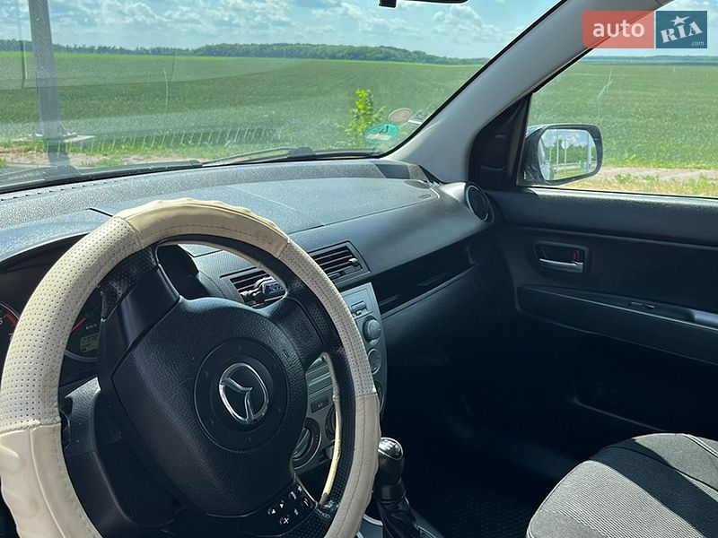 Хэтчбек Mazda 2 2006 в Полтаве