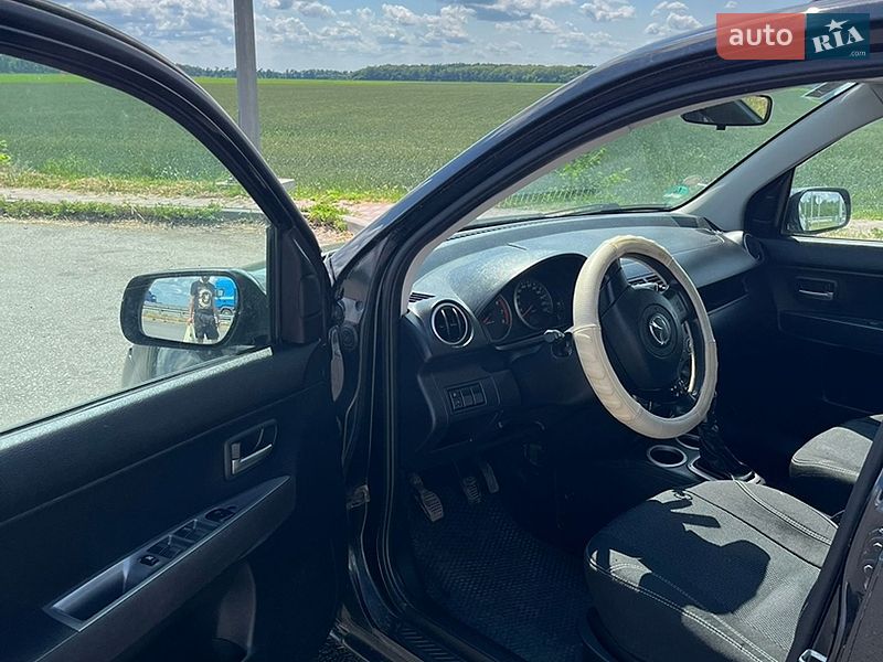 Хэтчбек Mazda 2 2006 в Полтаве