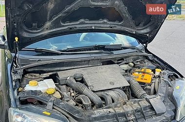 Хэтчбек Mazda 2 2006 в Полтаве