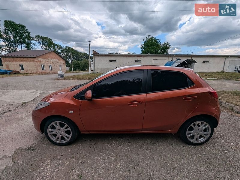 Хэтчбек Mazda 2 2008 в Тернополе