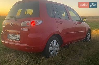 Хэтчбек Mazda 2 2005 в Десне