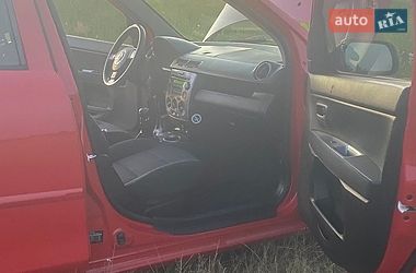 Хэтчбек Mazda 2 2005 в Десне