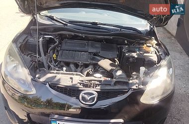Хэтчбек Mazda 2 2009 в Днепре
