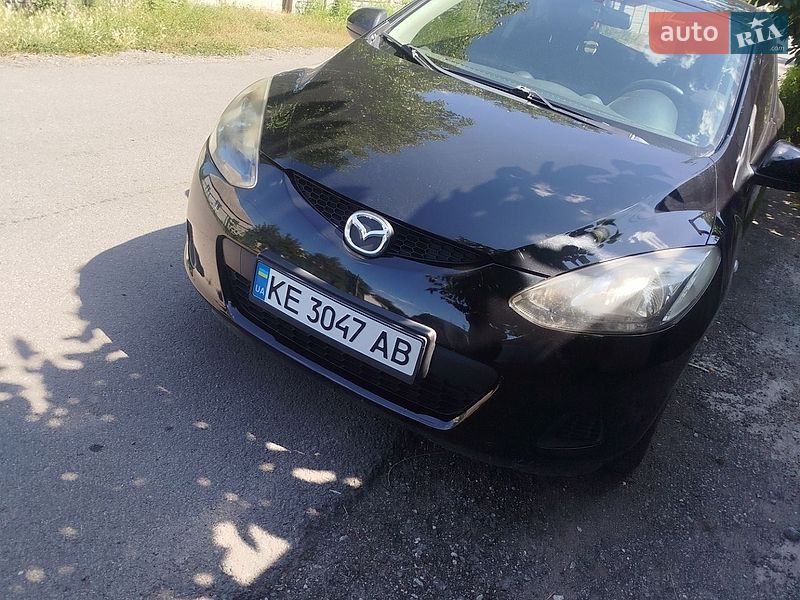 Хэтчбек Mazda 2 2009 в Днепре