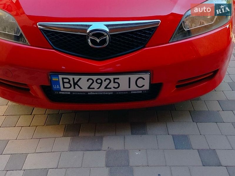 Хэтчбек Mazda 2 2005 в Дубно