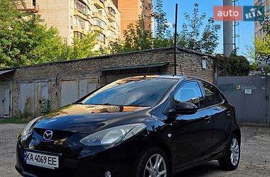 Хэтчбек Mazda 2 2008 в Киеве