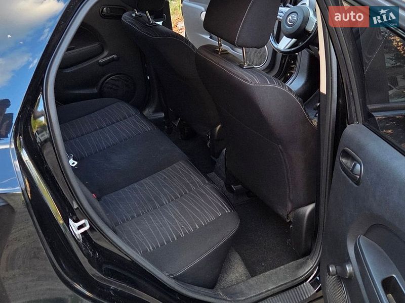 Хэтчбек Mazda 2 2008 в Киеве