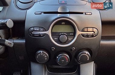 Хэтчбек Mazda 2 2008 в Киеве
