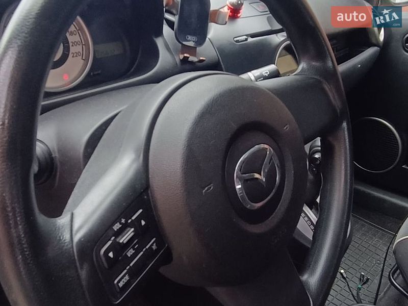 Хетчбек Mazda 2 2008 в Києві