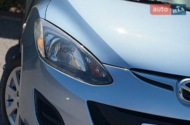 Хэтчбек Mazda 2 2012 в Стрые