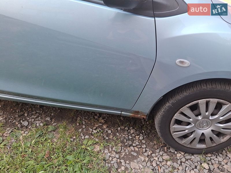 Хэтчбек Mazda 2 2008 в Тернополе