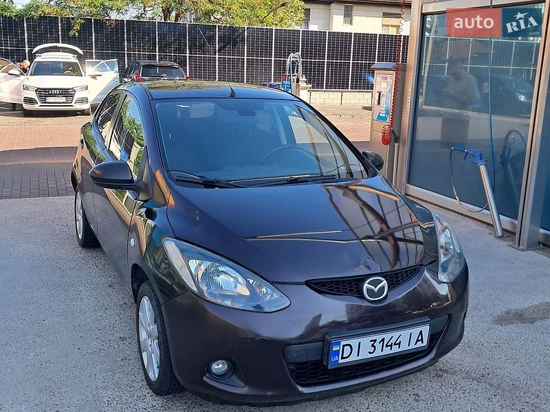 Хетчбек Mazda 2 2008 в Києві