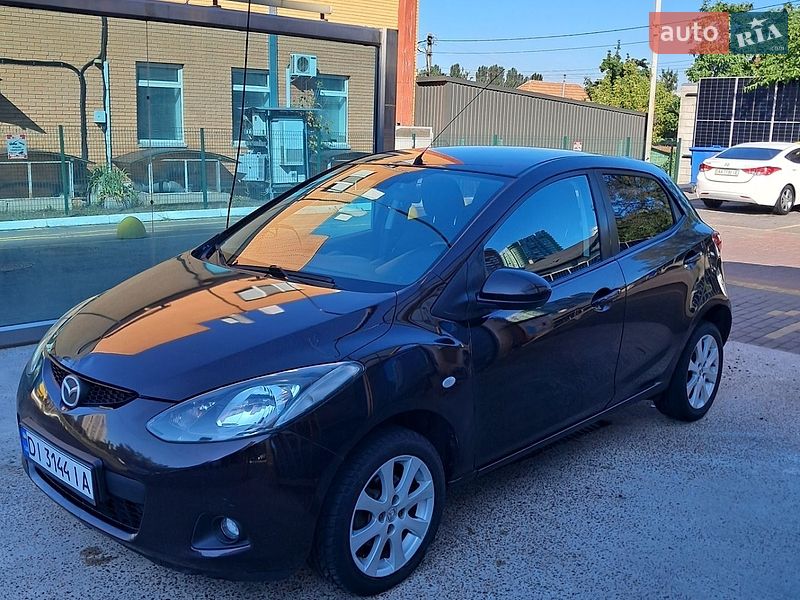 Хетчбек Mazda 2 2008 в Києві