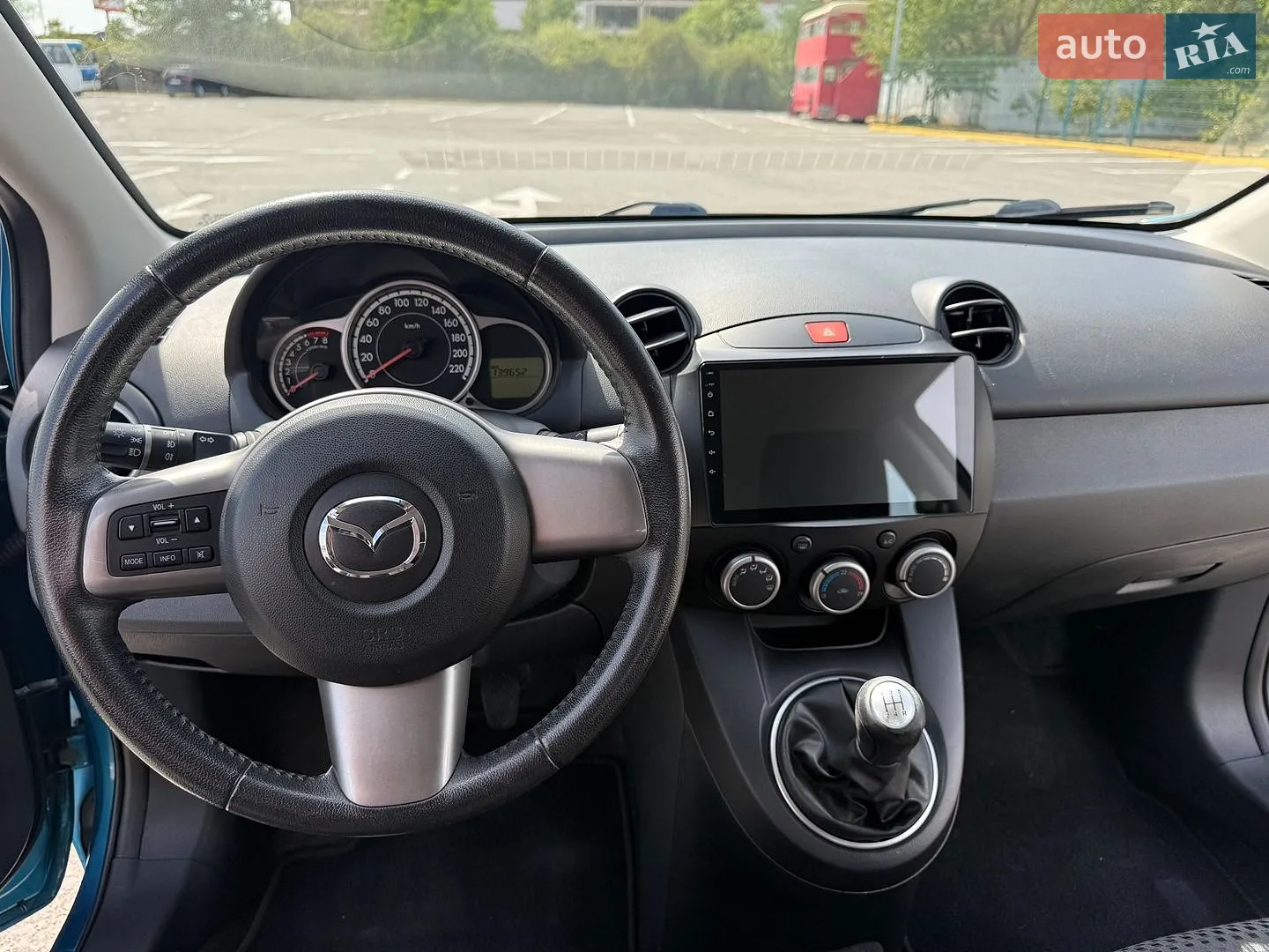 2012 Mazda 2 - мініатюра 9
