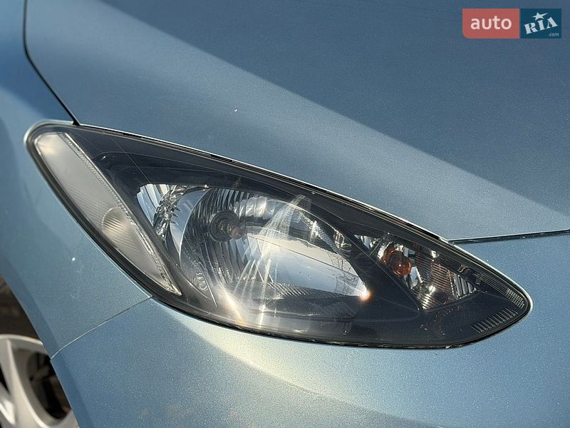 Хетчбек Mazda 2 2009 в Вінниці
