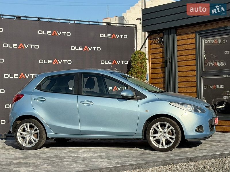 Хетчбек Mazda 2 2009 в Вінниці