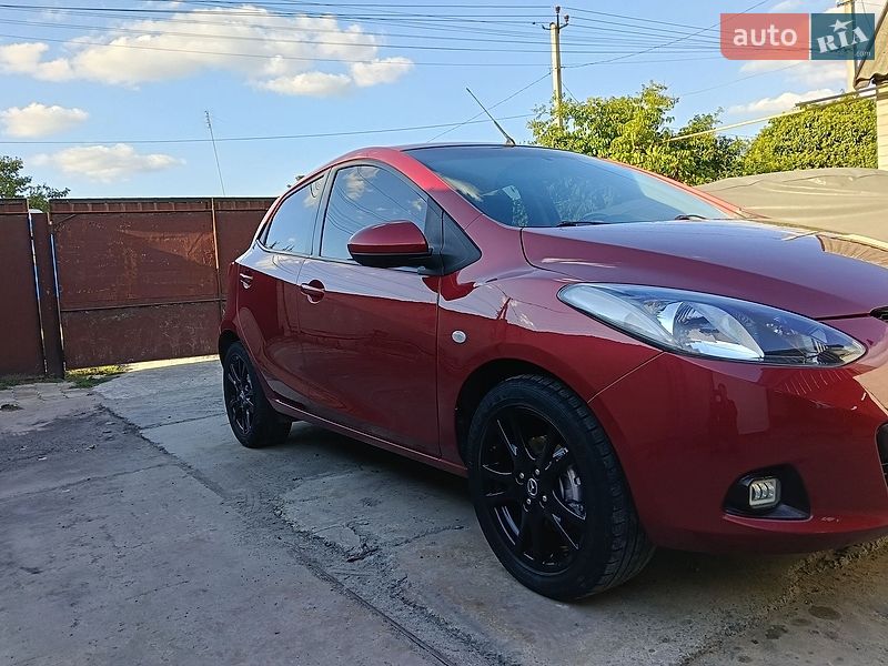 Хэтчбек Mazda 2 2008 в Павлограде