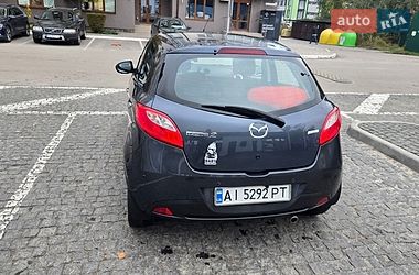 Хэтчбек Mazda 2 2008 в Киеве