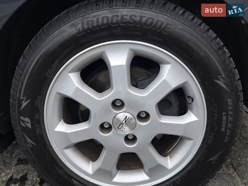 Хэтчбек Mazda 2 2008 в Киеве