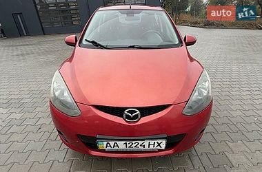 Хетчбек Mazda 2 2008 в Чернівцях