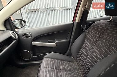 Хетчбек Mazda 2 2008 в Чернівцях