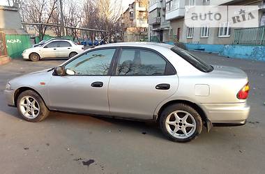 Седан Mazda 323 1998 в Одессе