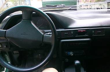 Хетчбек Mazda 323 1993 в Здолбуніві