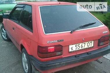 Хетчбек Mazda 323 1986 в 