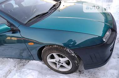 Хэтчбек Mazda 323 1995 в Черновцах