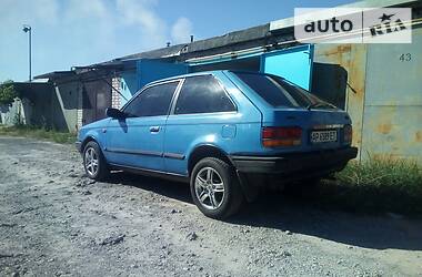 Хэтчбек Mazda 323 1987 в Энергодаре