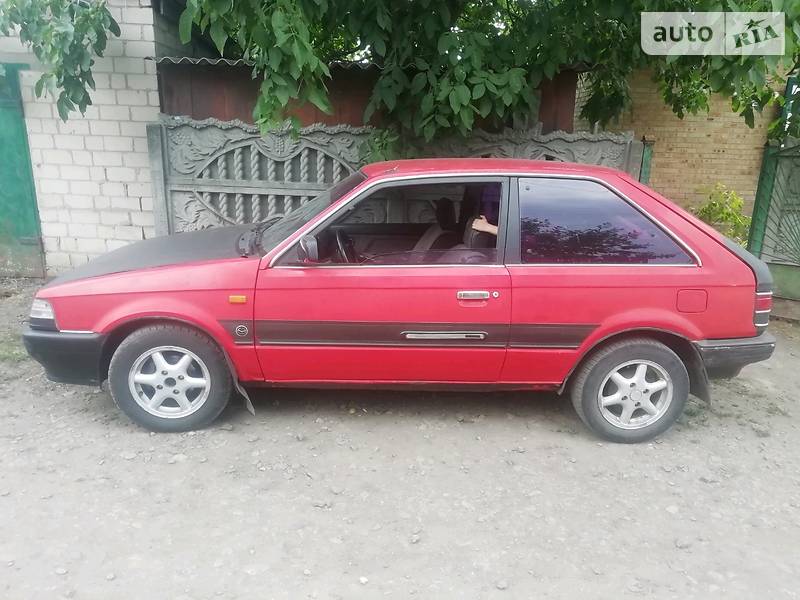 Mazda 323