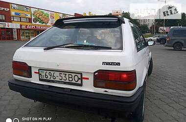 Хэтчбек Mazda 323 1987 в Луцке