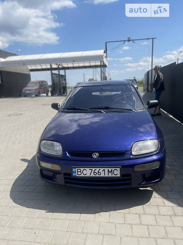 Купе Mazda 323 1996 в Ивано-Франковске