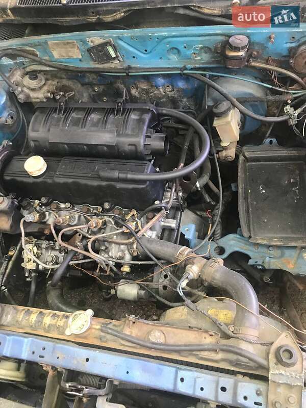 Хетчбек Mazda 323 1986 в Іршаві фото 7 Хетчбек Mazda 323 1986 в Іршаві