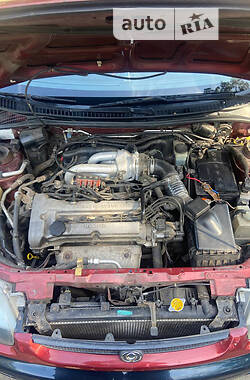 Купе Mazda 323 1996 в 