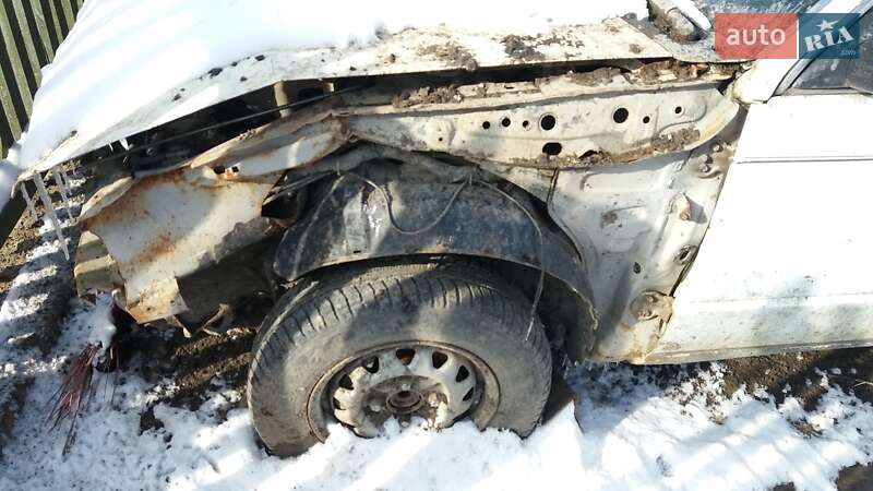 Хэтчбек Mazda 323 1986 в Калуше