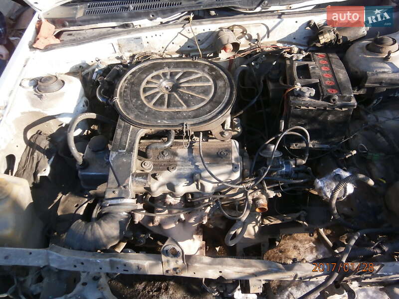 Хэтчбек Mazda 323 1986 в Калуше