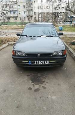 Седан Mazda 323 1994 в Миколаєві