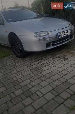 Хэтчбек Mazda 323 1995 в 