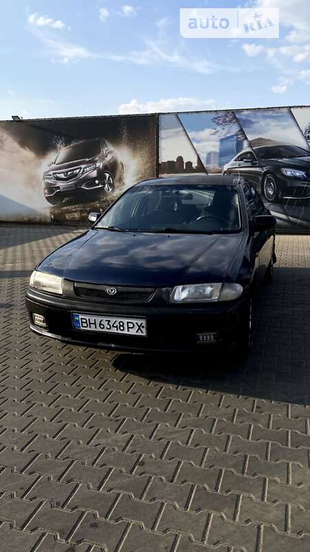 Седан Mazda 323 1997 в Одессе