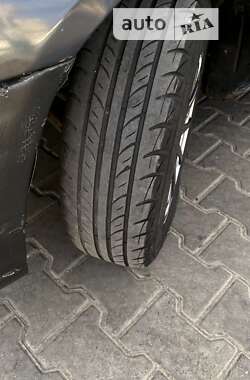 Седан Mazda 323 1997 в Одессе