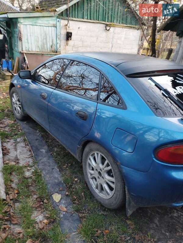 Хетчбек Mazda 323 1997 в Полтаві