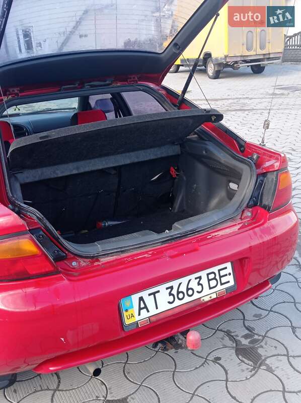 Хэтчбек Mazda 323 1997 в Городенке