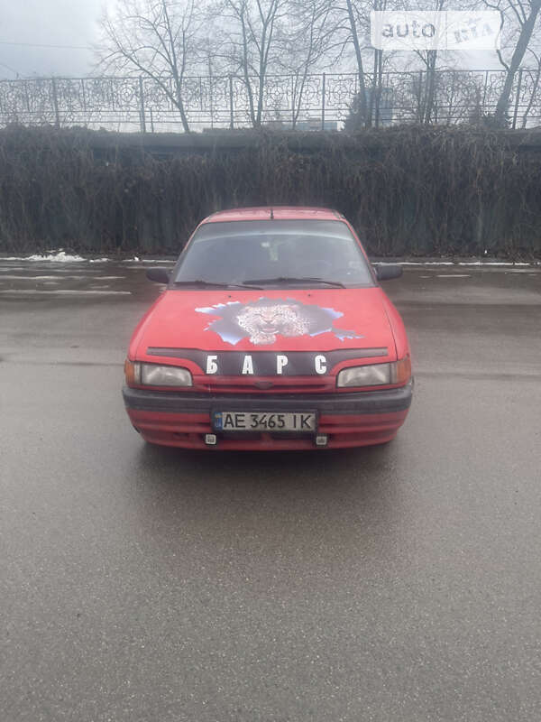 Седан Mazda 323 1992 в Дніпрі