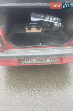 Седан Mazda 323 1992 в Днепре