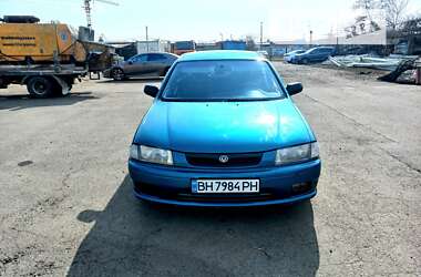 Седан Mazda 323 1998 в Одесі