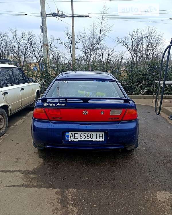 Хэтчбек Mazda 323 1995 в Кропивницком