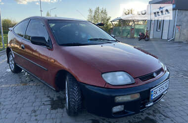 Хэтчбек Mazda 323 1996 в Ровно