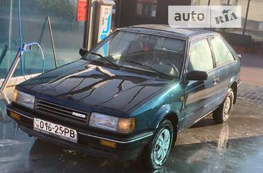 Хэтчбек Mazda 323 1987 в Ровно